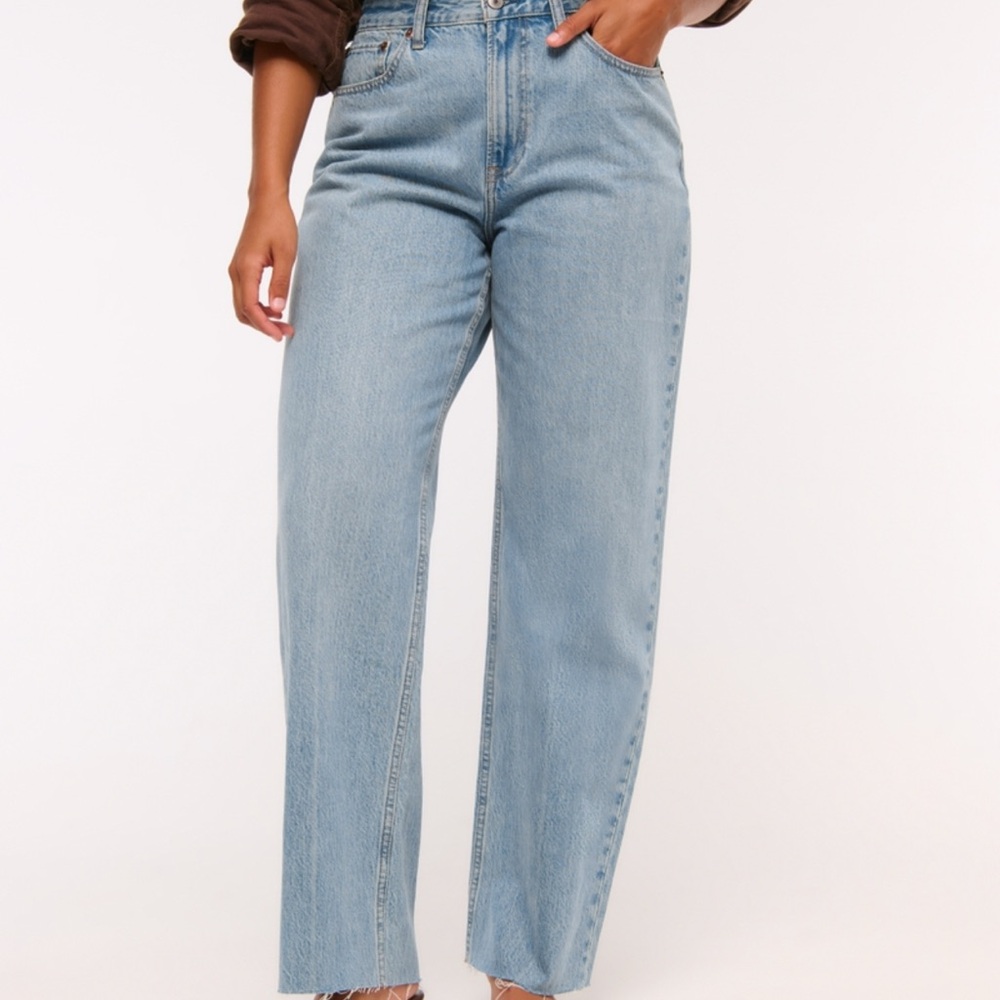 Abercrombie Curve Love High Rise Loose Jean